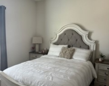13665 Arrow Boulevard - Photo Thumbnail 13