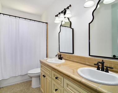 4011 Adriatic Street - Photo Thumbnail 19