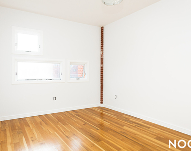 474 Grand Avenue - Photo Thumbnail 16