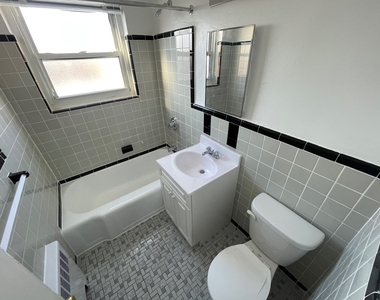154-8 71st Avenue - Photo Thumbnail 13