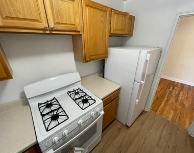 154-8 71st Avenue - Photo Thumbnail 3