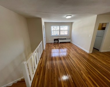 154-8 71st Avenue - Photo Thumbnail 6