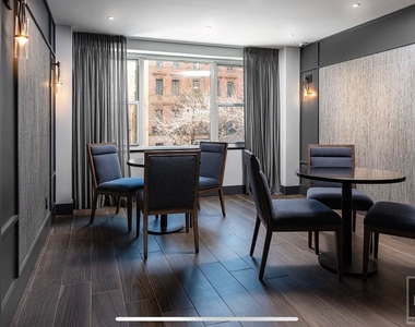 Park Avenue - Photo Thumbnail 10