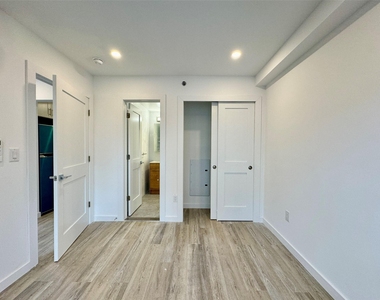 35-15 146th Street - Photo Thumbnail 7
