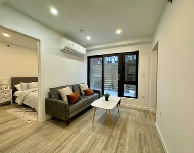 35-15 146th Street - Photo Thumbnail 5