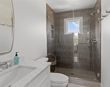 274 Cottage Walk - Photo Thumbnail 20