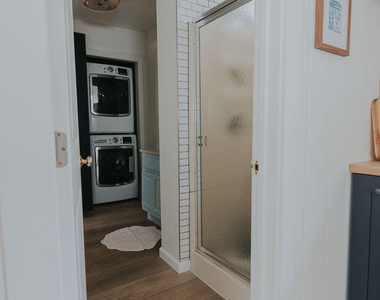 35 12th Avenue - Photo Thumbnail 10