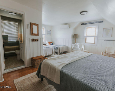 35 12th Avenue - Photo Thumbnail 48