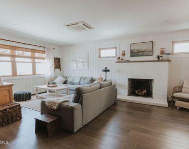 35 12th Avenue - Photo Thumbnail 35