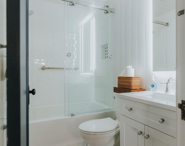 35 12th Avenue - Photo Thumbnail 23