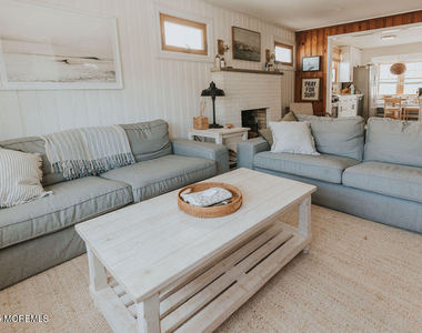 35 12th Avenue - Photo Thumbnail 41