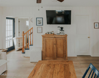 35 12th Avenue - Photo Thumbnail 3