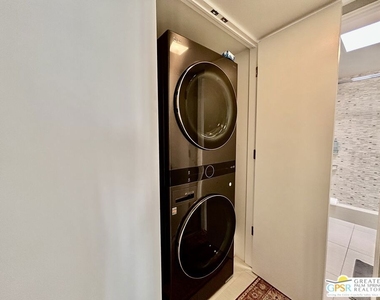 306 Desert Lakes Drive - Photo Thumbnail 20