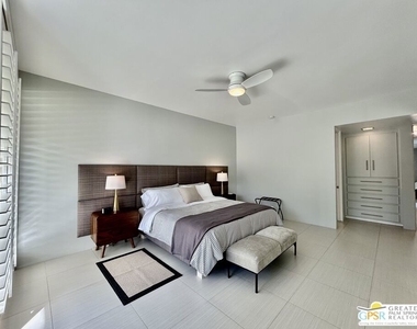 306 Desert Lakes Drive - Photo Thumbnail 27
