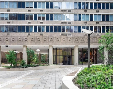 East 54 Street - Photo Thumbnail 11