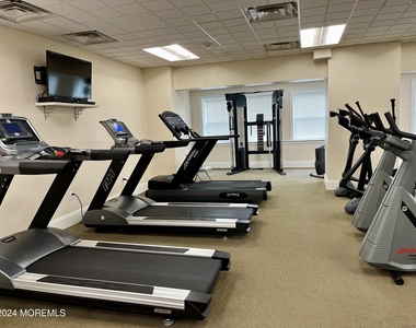 700 Ocean Avenue - Photo Thumbnail 24