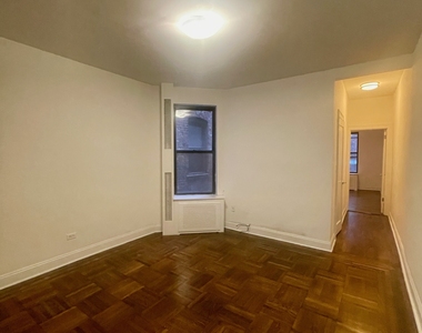 109 E 88 at Park Avenue - Photo Thumbnail 3