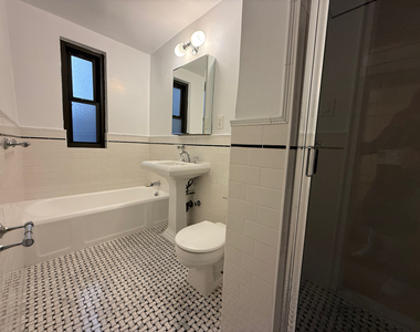 141 East 56th Street - Photo Thumbnail 11