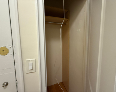 141 East 56th Street - Photo Thumbnail 5