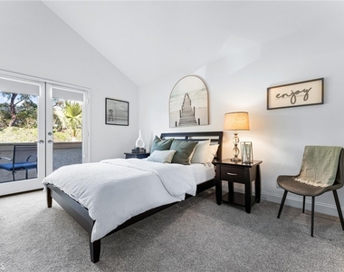 85 Palm Beach Court - Photo Thumbnail 26
