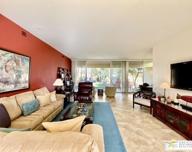 272 Desert Lakes Drive - Photo Thumbnail 12