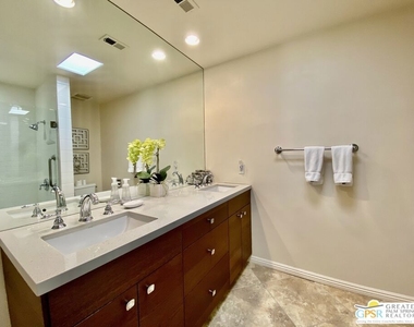 272 Desert Lakes Drive - Photo Thumbnail 19
