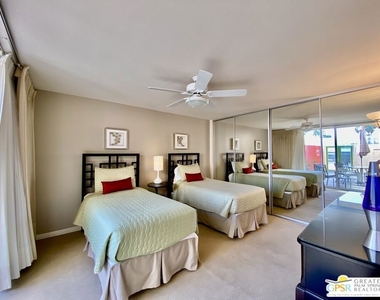 272 Desert Lakes Drive - Photo Thumbnail 20
