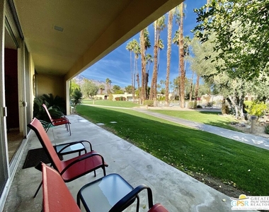 272 Desert Lakes Drive - Photo Thumbnail 7