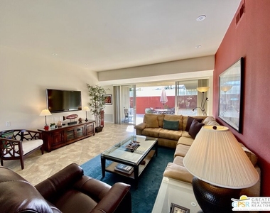 272 Desert Lakes Drive - Photo Thumbnail 14