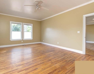 34 Rogers Street Ne - Photo Thumbnail 6