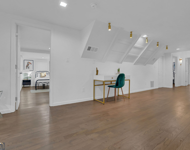 1100 Janes Lane Ne - Photo Thumbnail 9