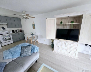 6333 Mount Ada Rd. - Photo Thumbnail 10