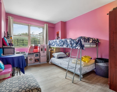 Flatland Ave Apt 3D - Photo Thumbnail 7