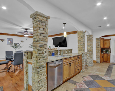 4081 Ashford Dunwoody Road Ne - Photo Thumbnail 44