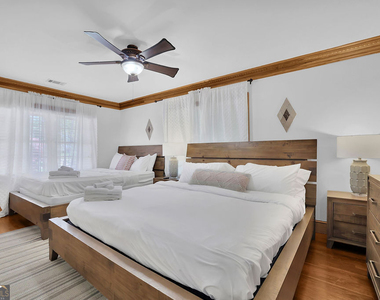 4081 Ashford Dunwoody Road Ne - Photo Thumbnail 1