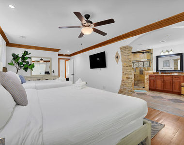 4081 Ashford Dunwoody Road Ne - Photo Thumbnail 9