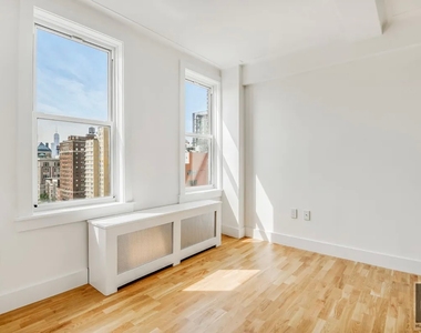 East 21st Street - Photo Thumbnail 2