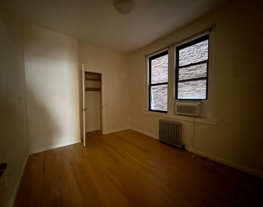 123 East 82nd Street - Photo Thumbnail 3