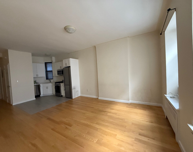 123 East 82nd Street - Photo Thumbnail 1