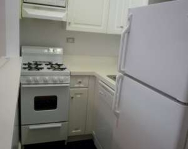 West 16th Street - Photo Thumbnail 1