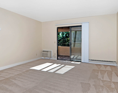 5322 Wong Drive - Photo Thumbnail 7