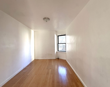 21-28 35th Street - Photo Thumbnail 8