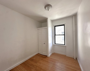 21-28 35th Street - Photo Thumbnail 10