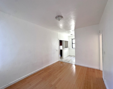 21-28 35th Street - Photo Thumbnail 6