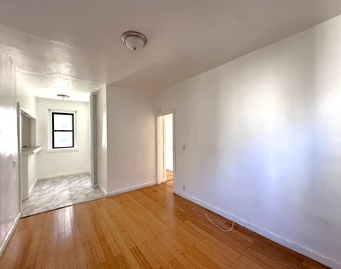 21-28 35th Street - Photo Thumbnail 4