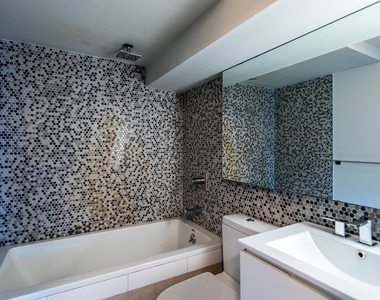 100 Dupont Street - Photo Thumbnail 7