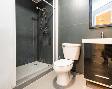261 Evergreen Avenue - Photo Thumbnail 1