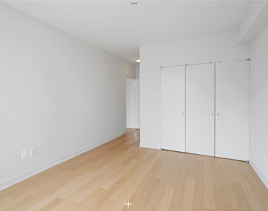121 West 17th Street - Photo Thumbnail 7