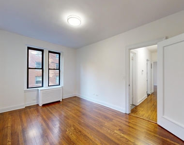 West 12th Street - Photo Thumbnail 1
