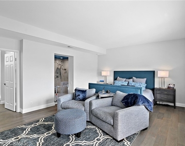 75 Palm Beach Court - Photo Thumbnail 14